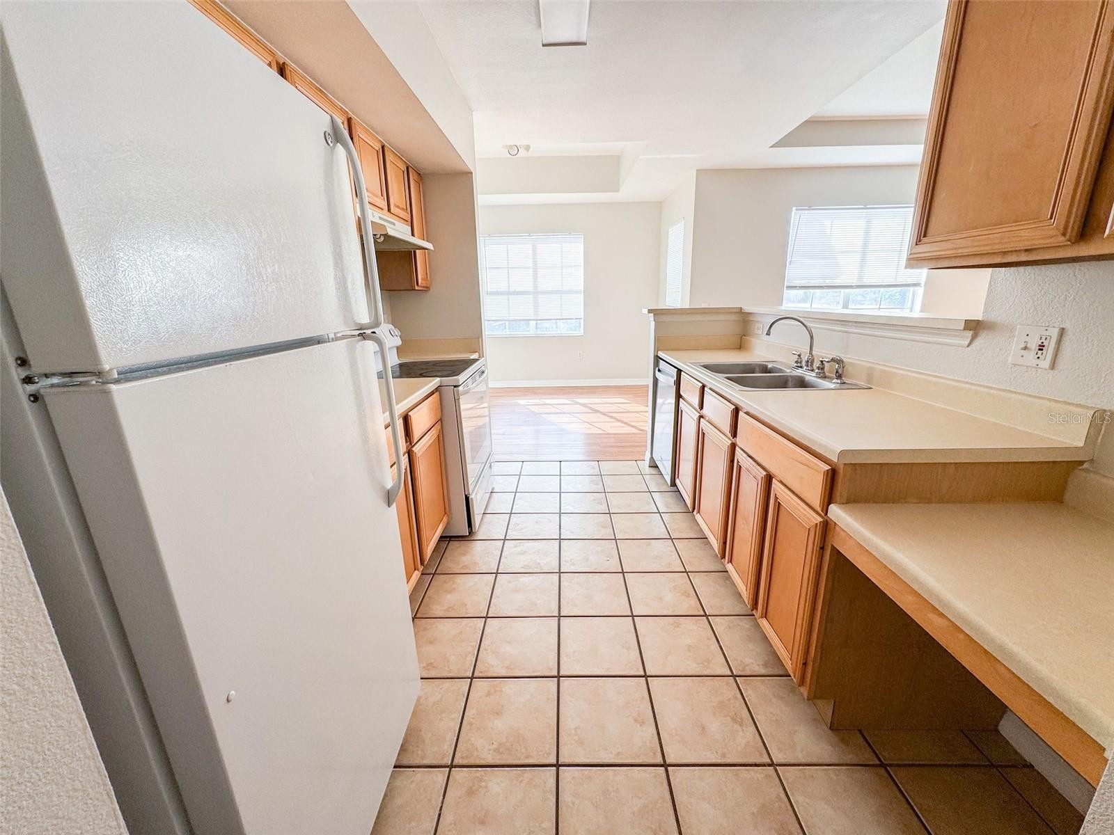 1125 VILLAGIO CIR #201