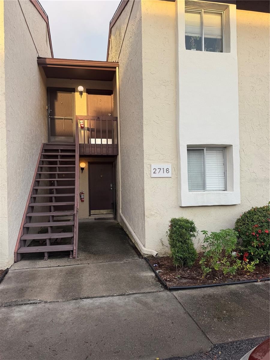 2716 HIDDEN LAKE BLVD #C