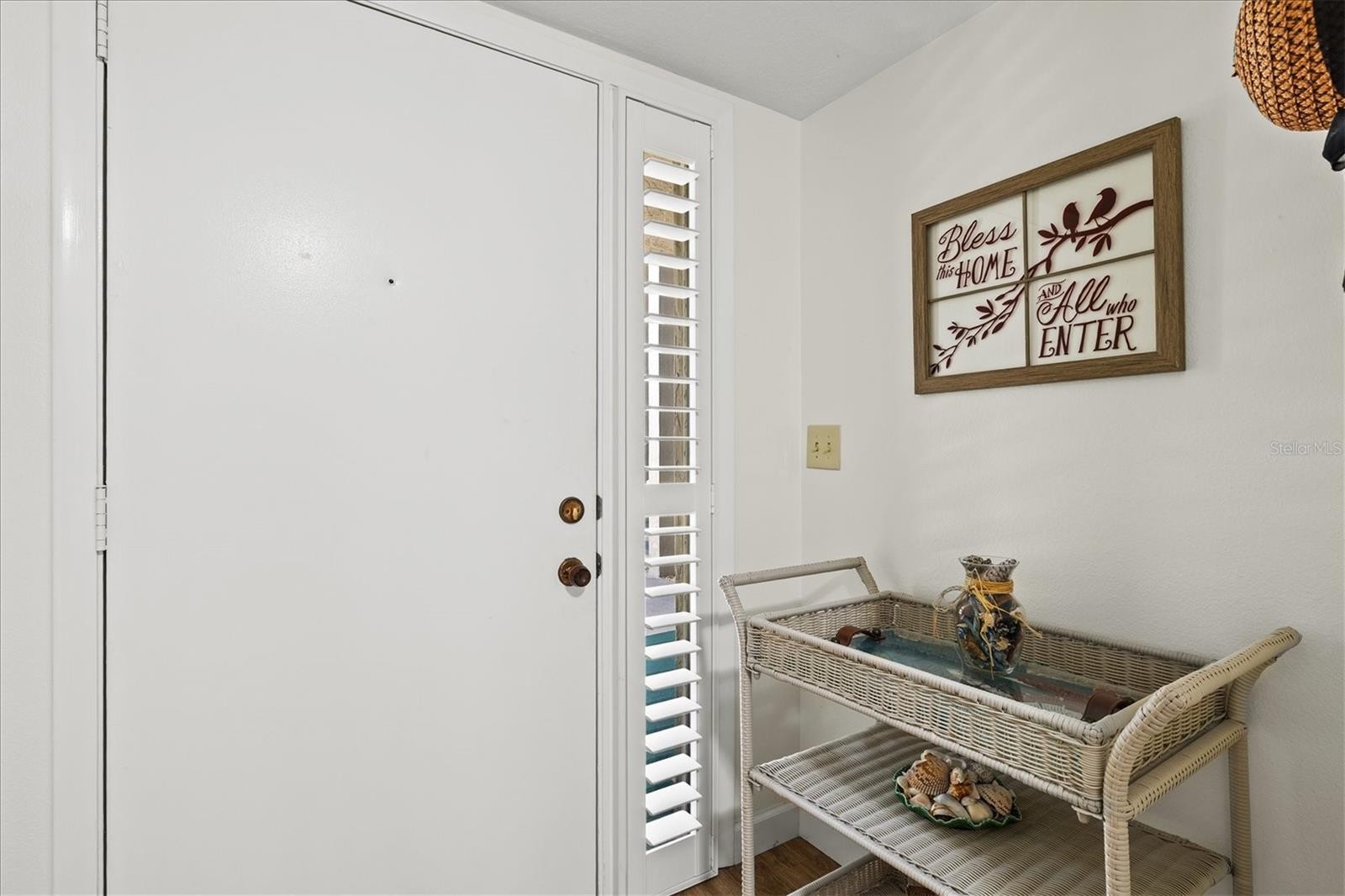 404 PINEBROOK CRES #4