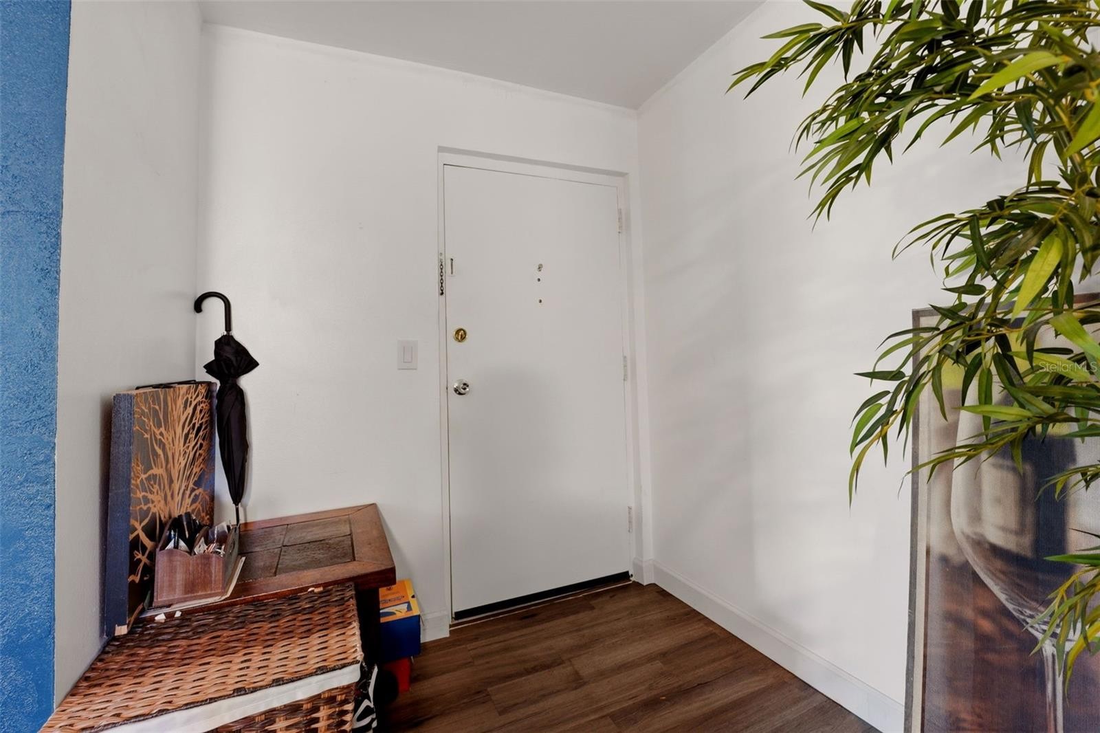 2613 PINE LAKE TER #D