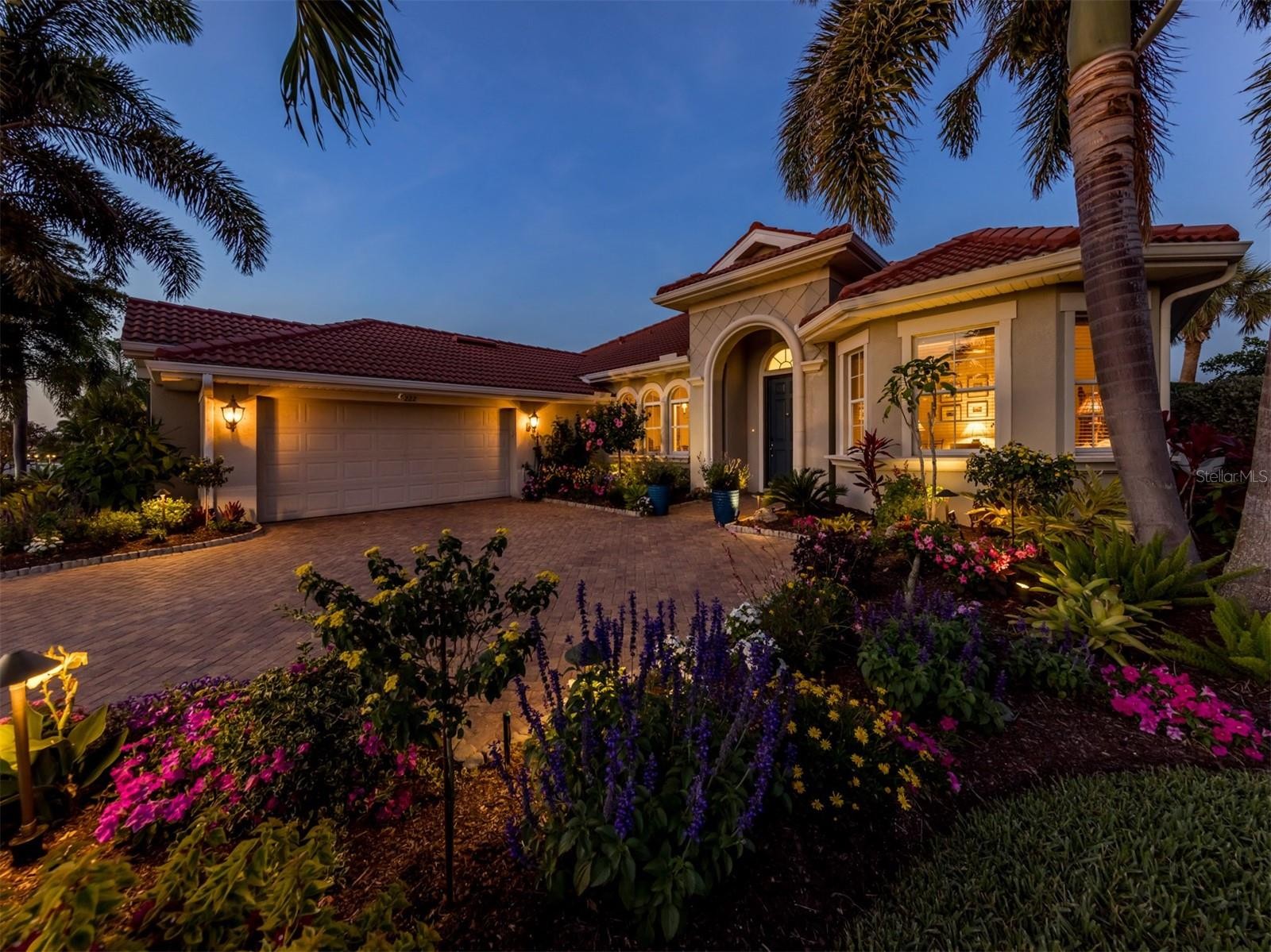 222 MARTELLAGO DR