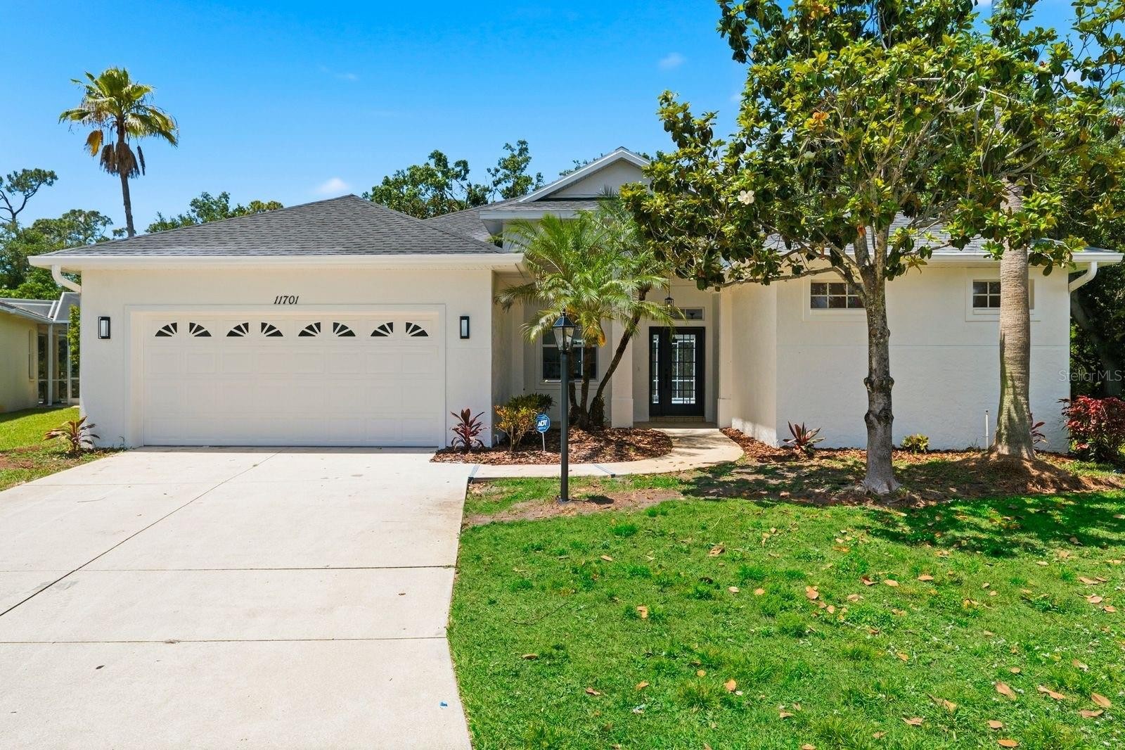 11701 WINDING WOODS WAY