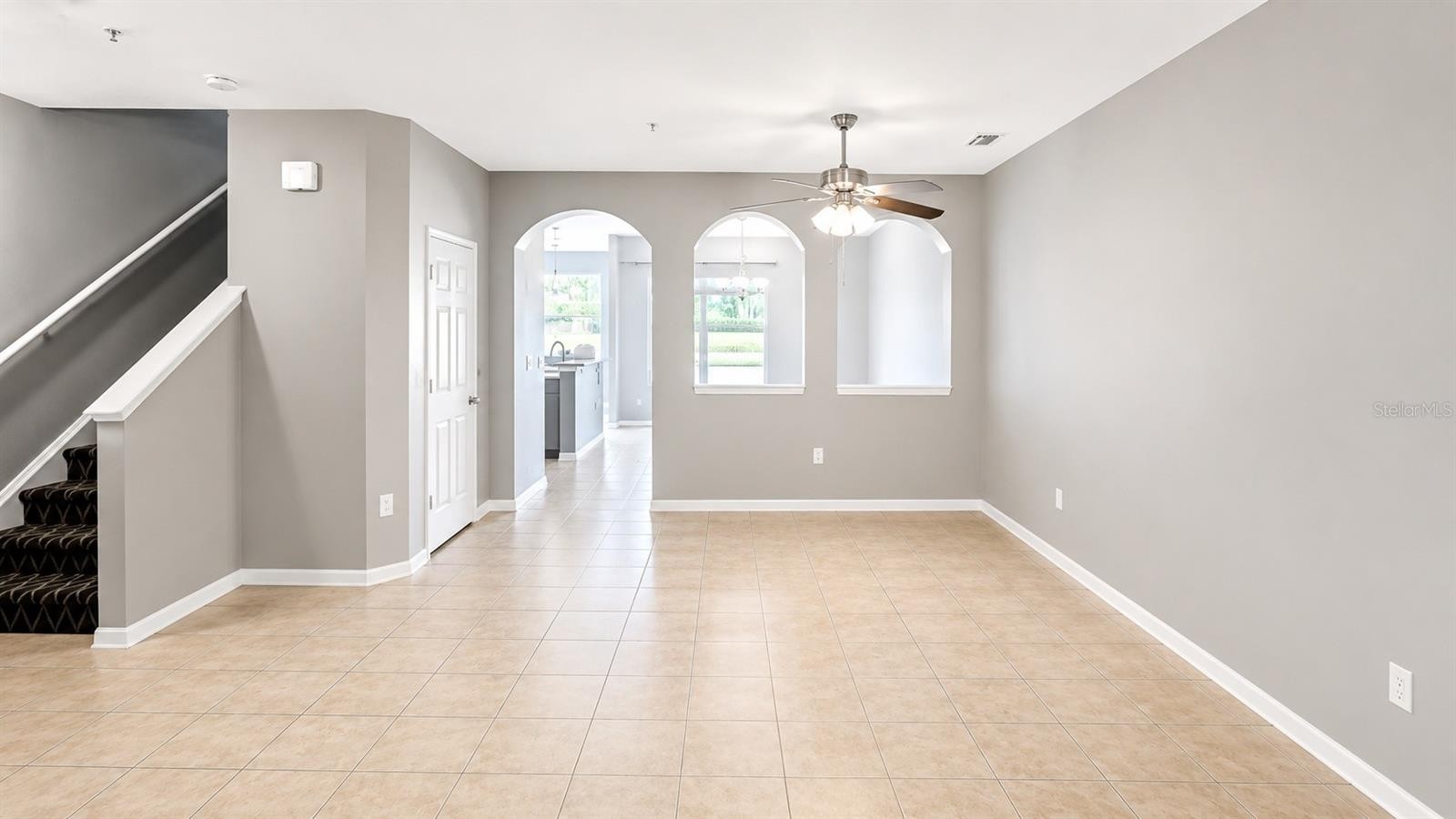 3696 PARKRIDGE CIR #26-105