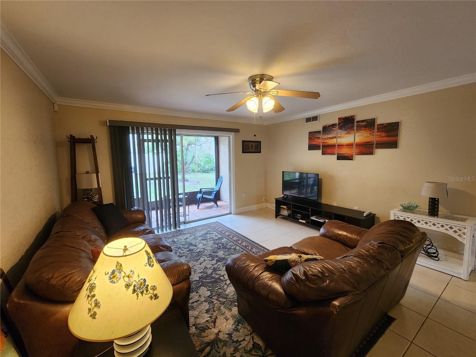 2720 HIDDEN LAKE BLVD #B