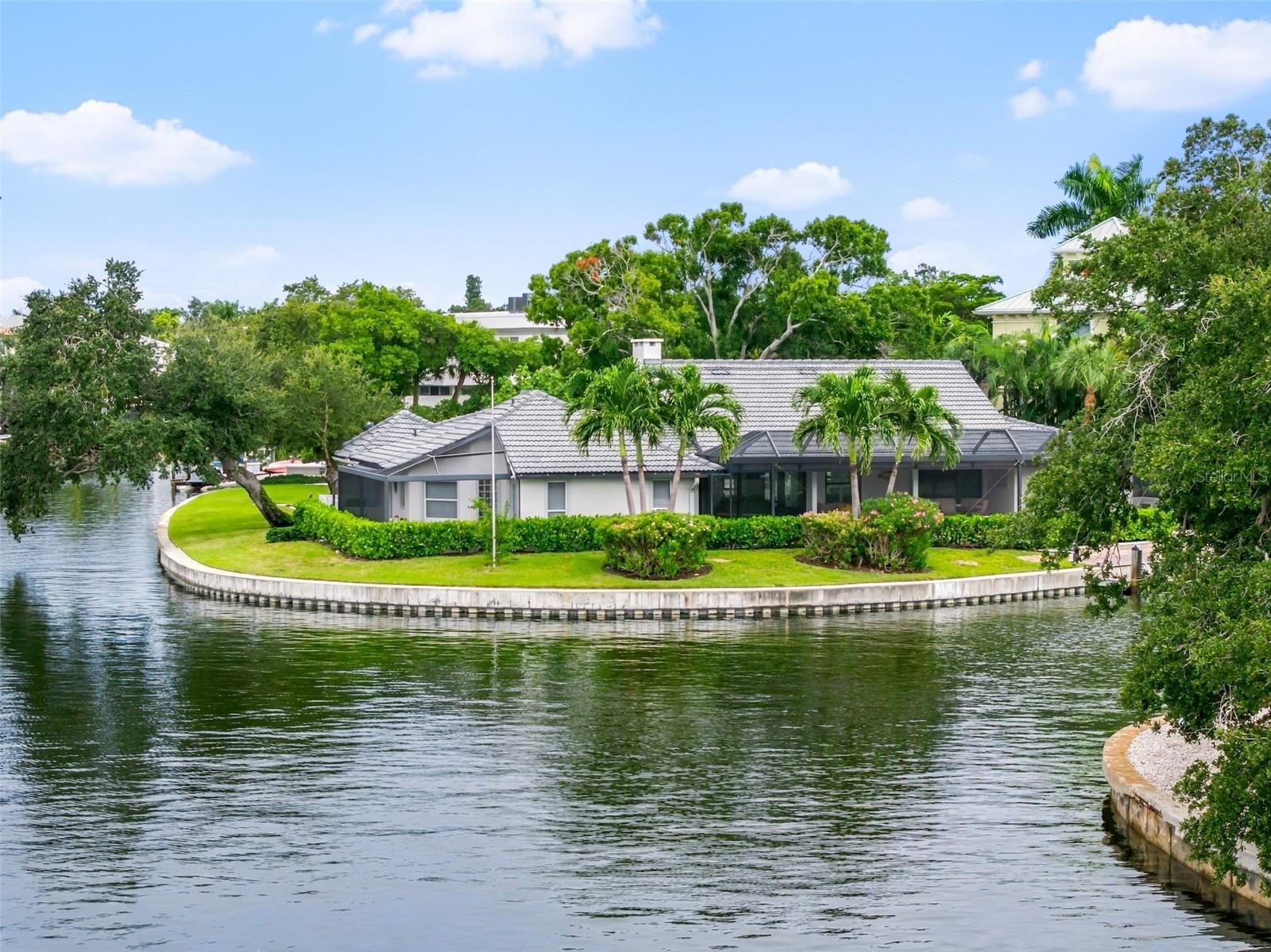 500 VENICE LN