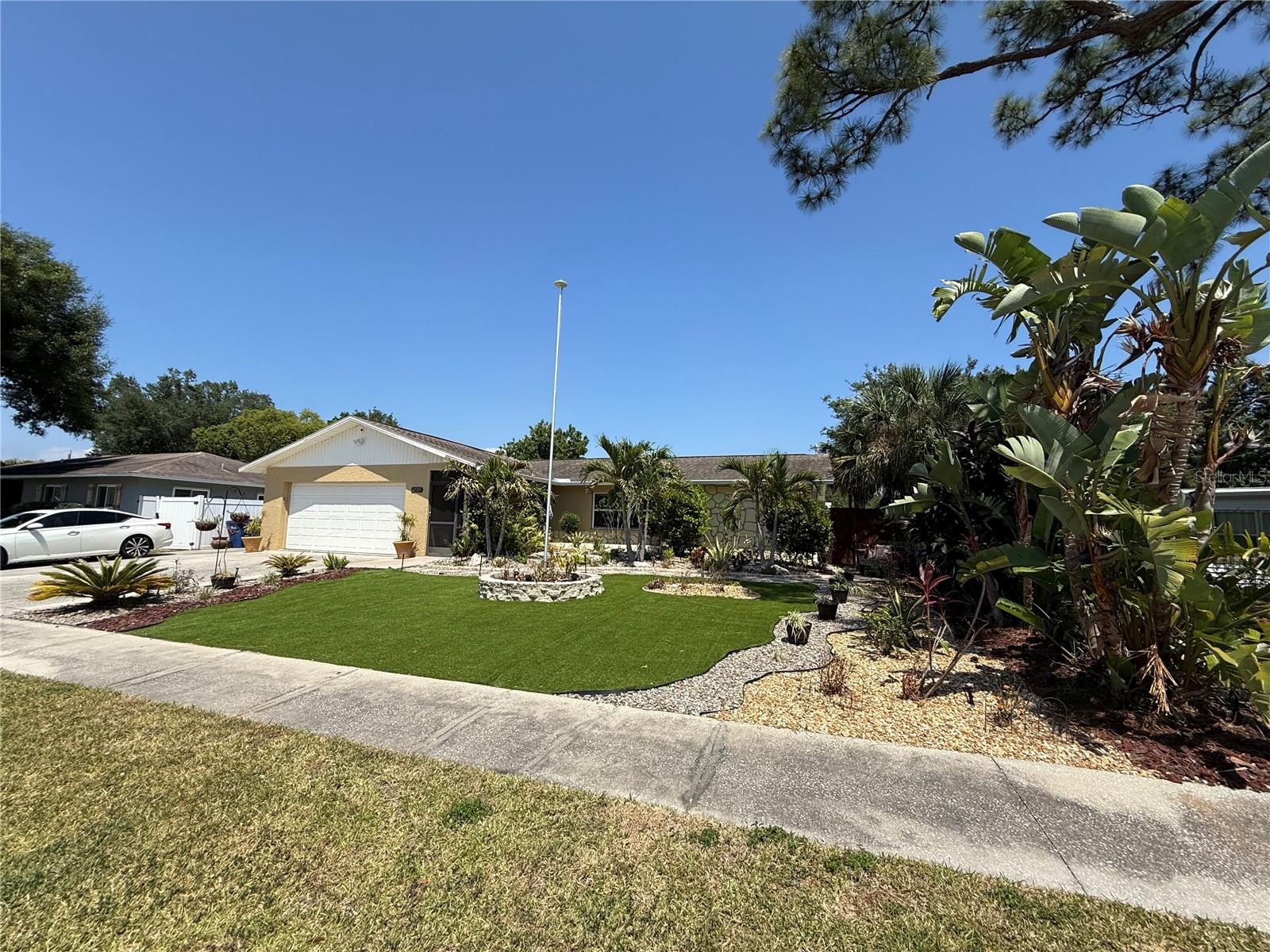2729 NODOSA DRIVE