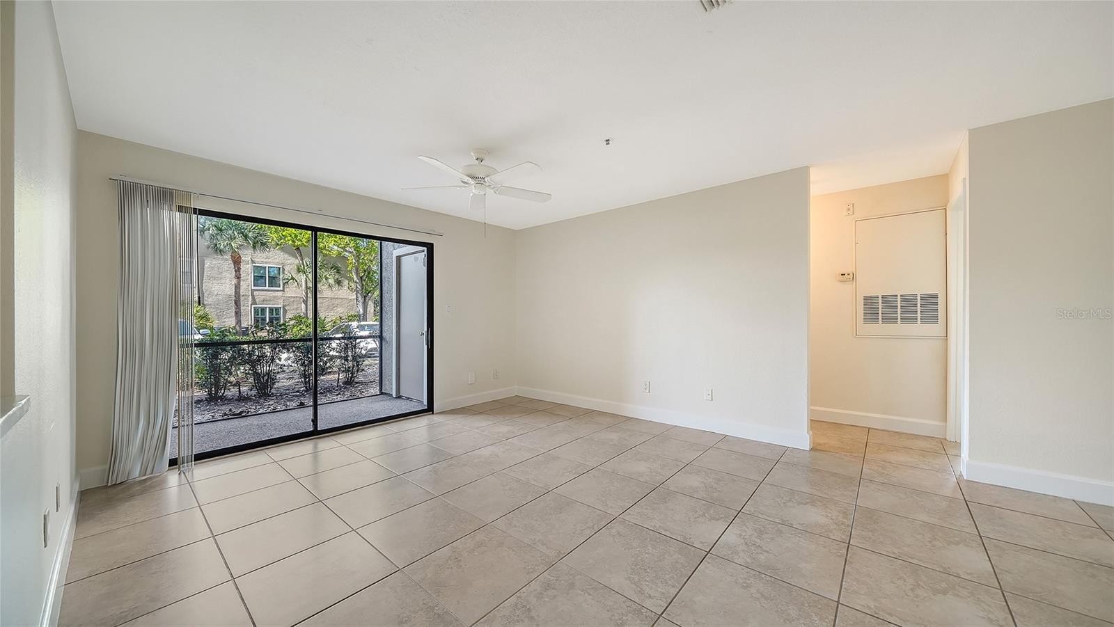 4029 CROCKERS LAKE BLVD #1811