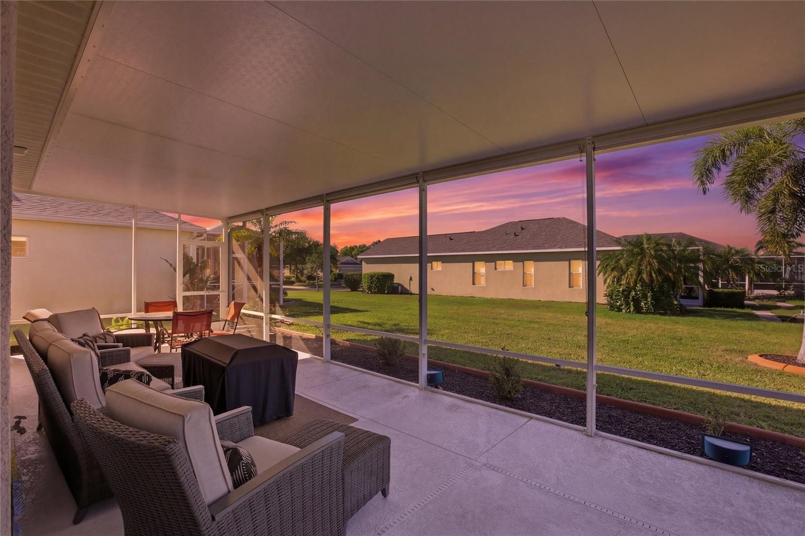 1510 WHITE BREEZE CV