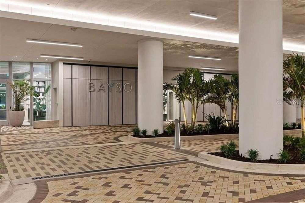 301 QUAY COMMONS #1707