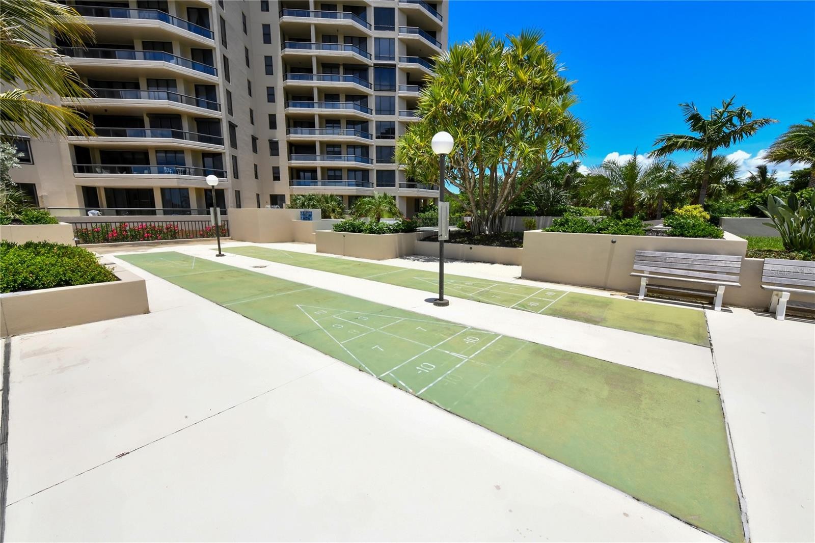 1211 GULF OF MEXICO DR #302
