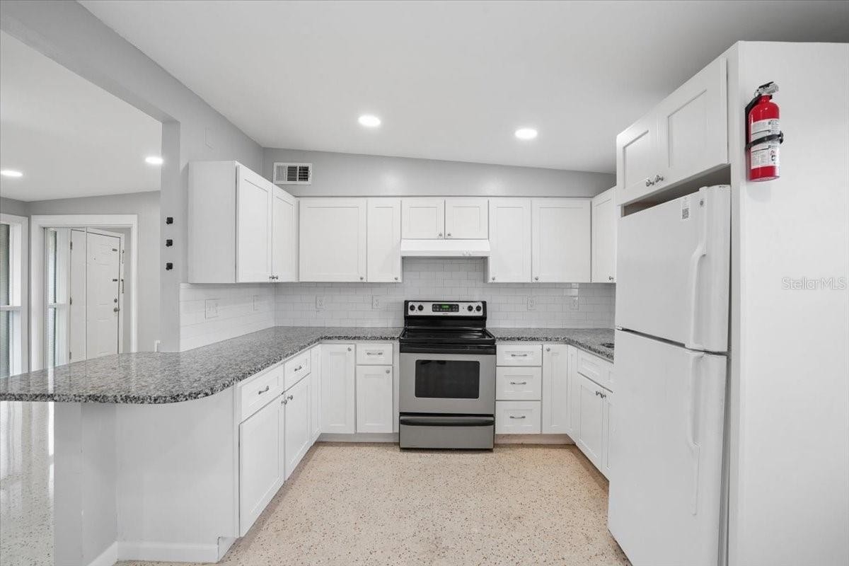 2019 24TH AVE W