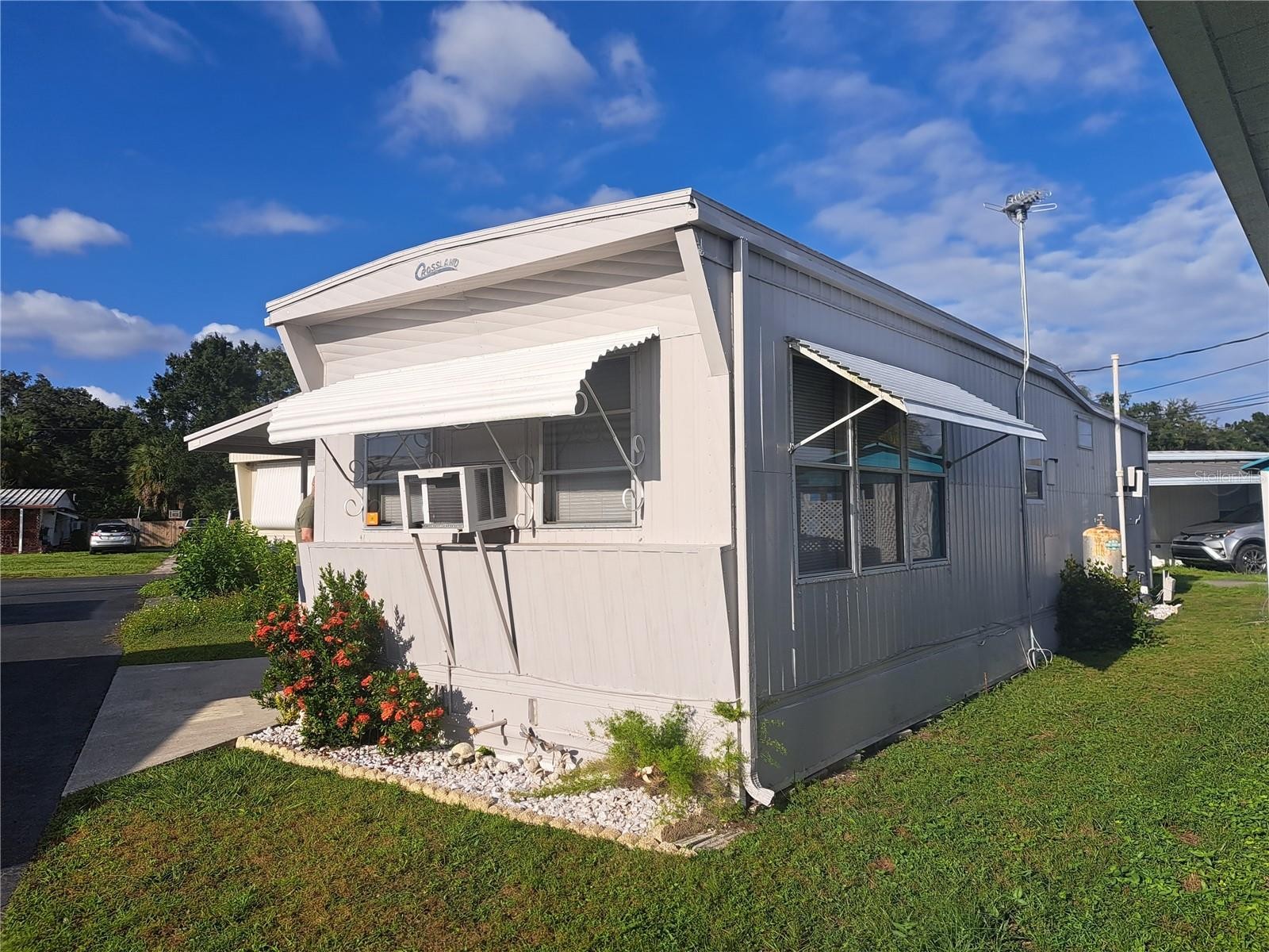 3701 14 ST W #lot #17