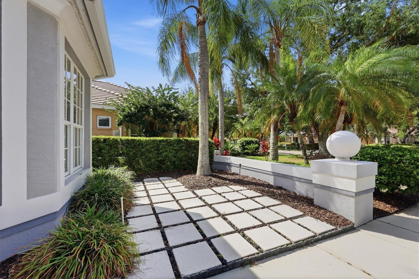7131 KENSINGTON CT