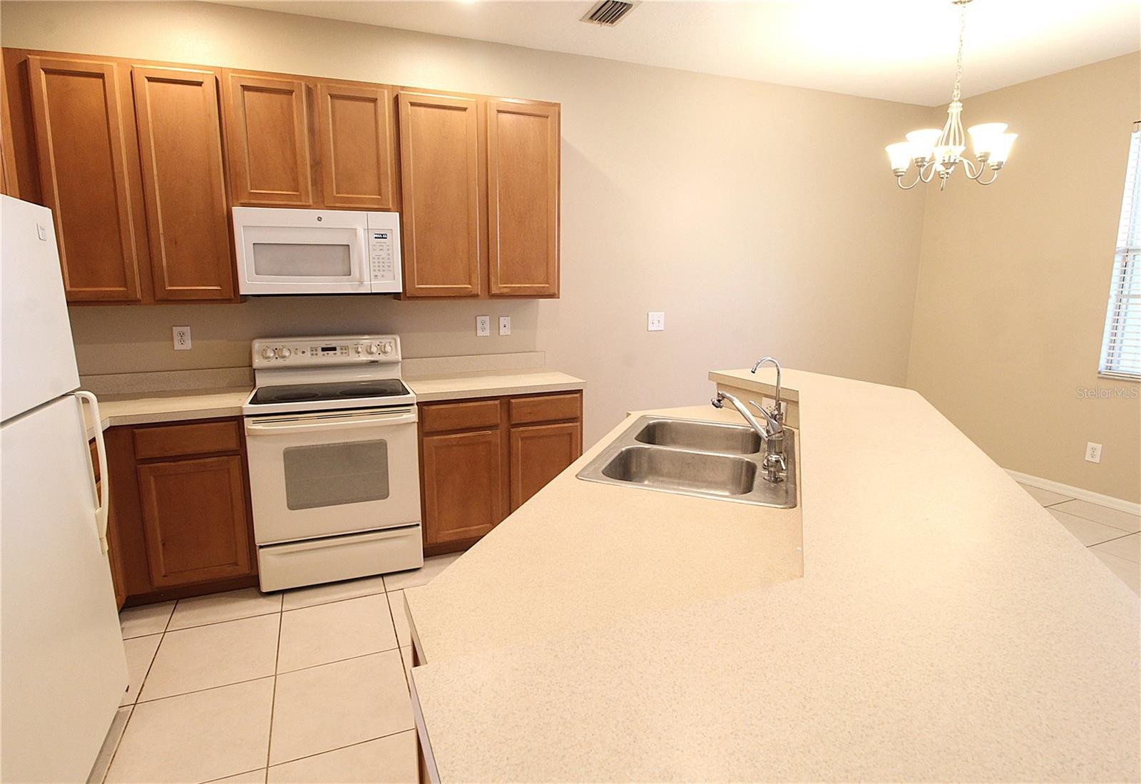 4011 BURLWOOD RD