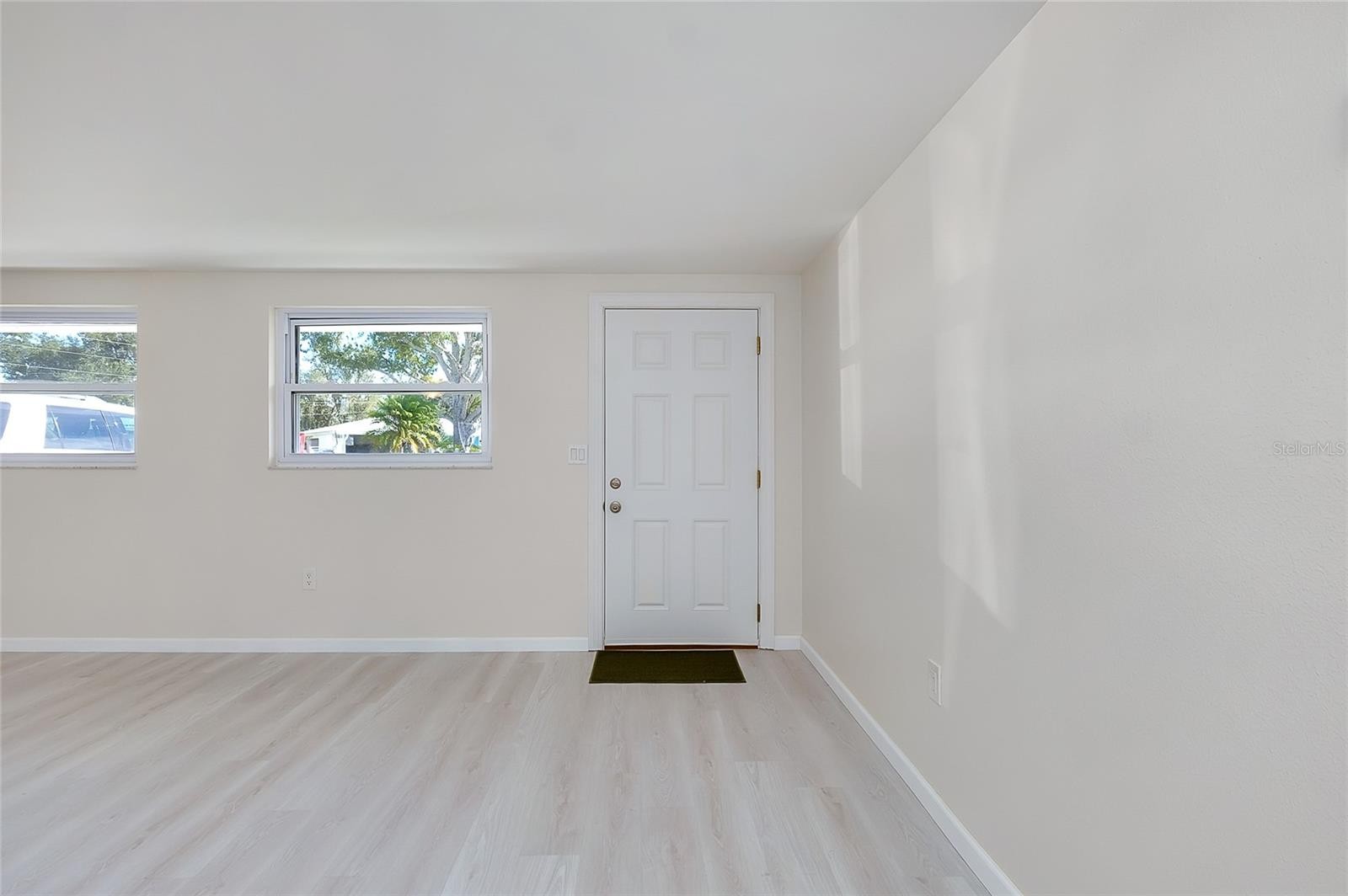 652 CIRCLEWOOD DR #T7