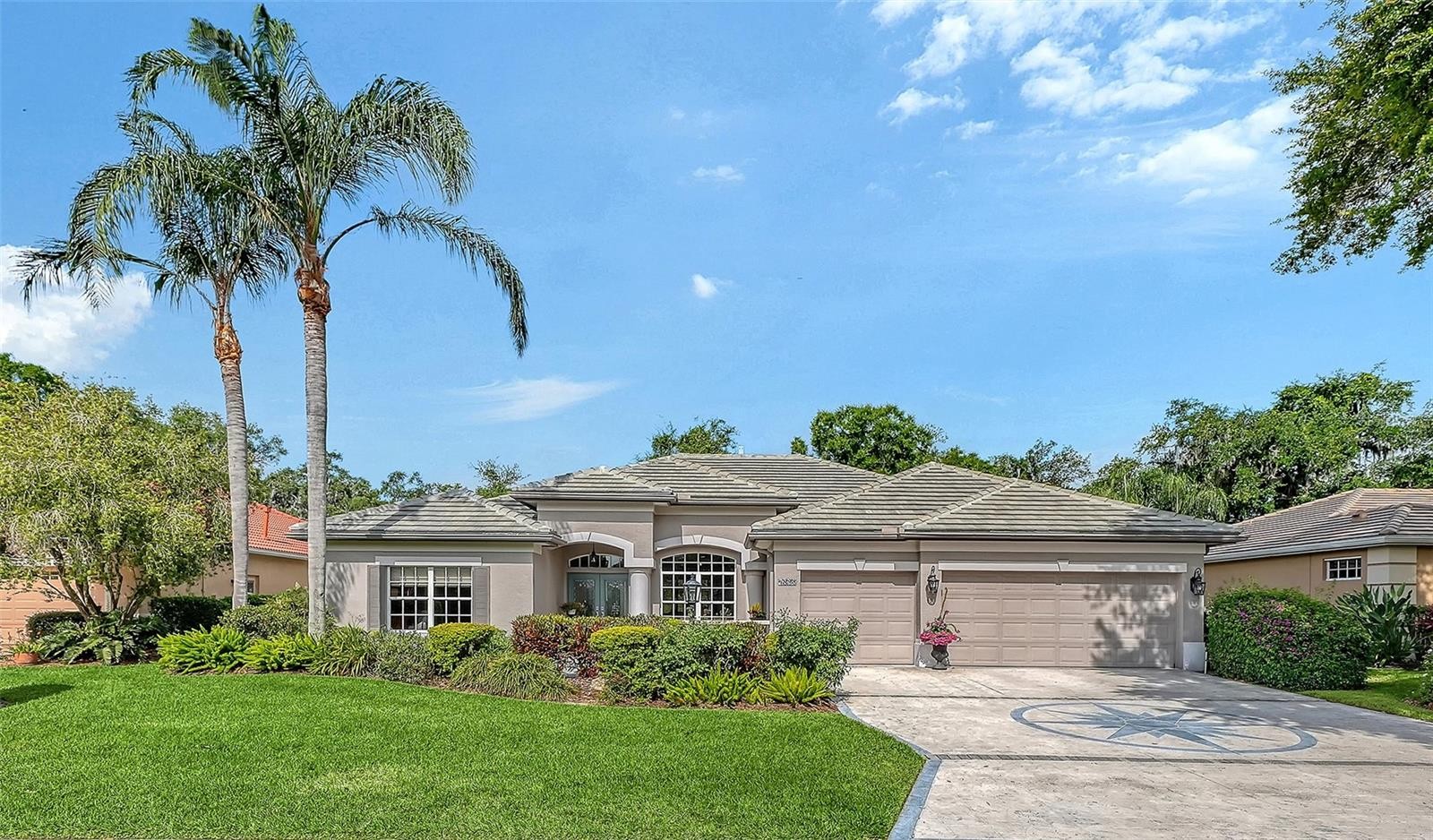 4823 CARRINGTON CIR