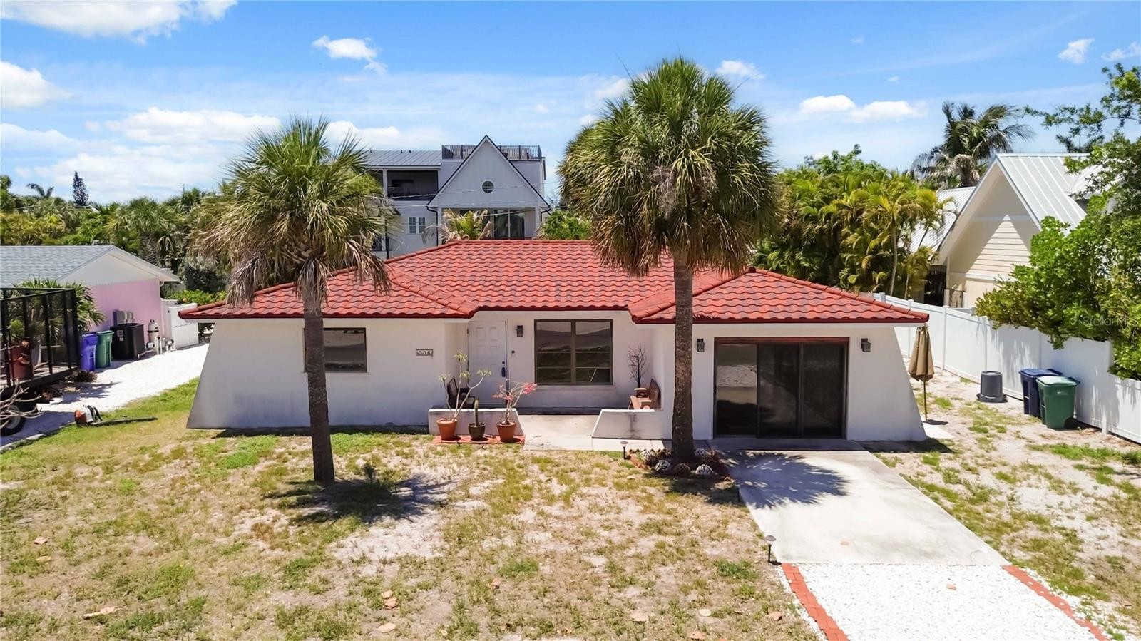 306 PALM AVE