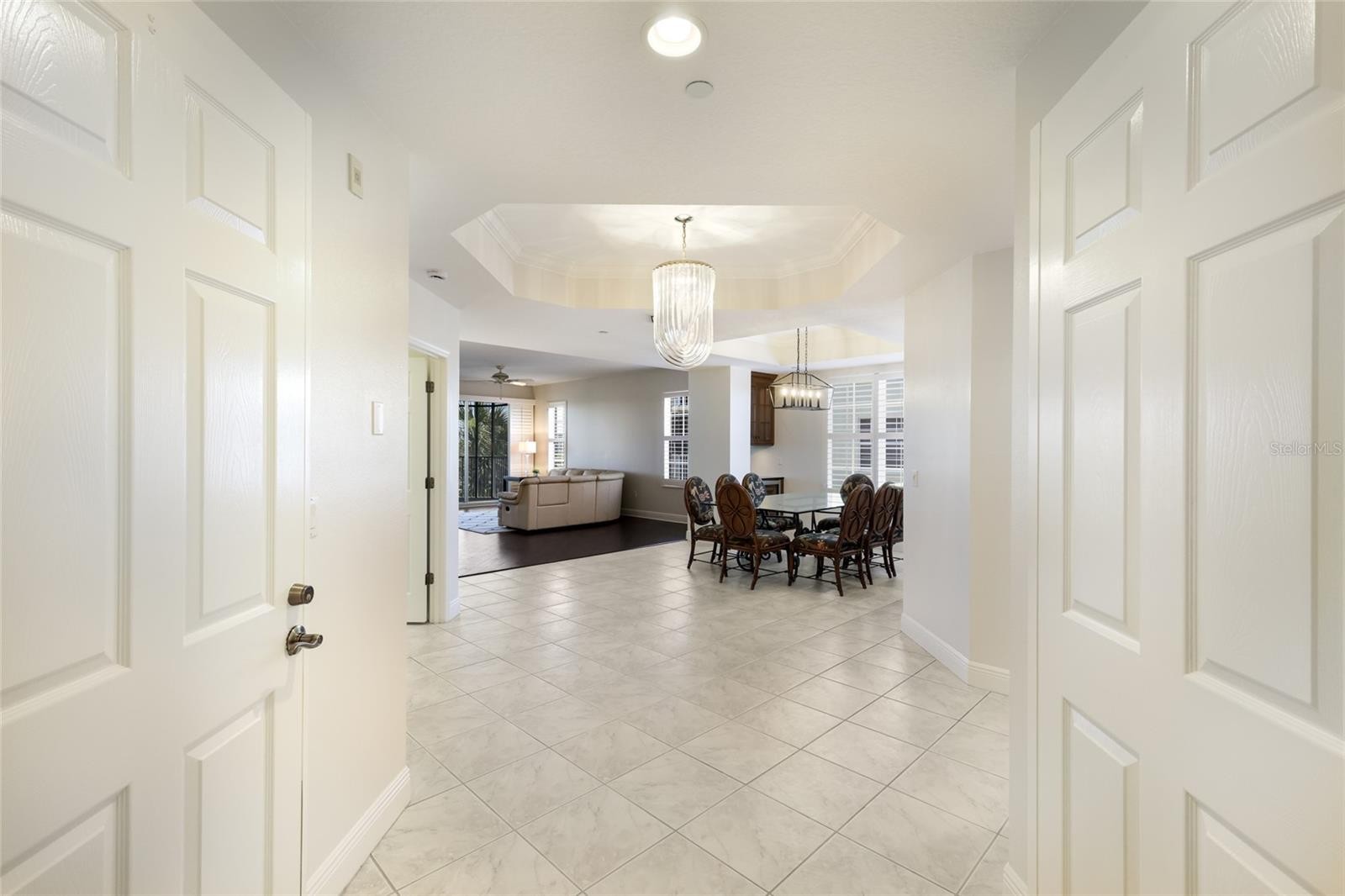 6422 WATERCREST WAY #302