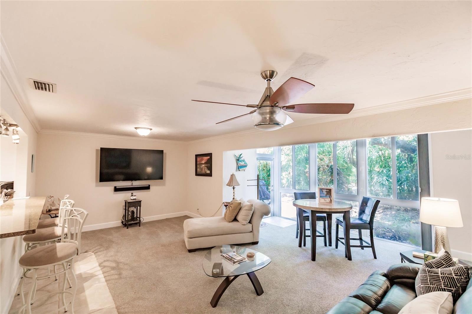 1205 E PEPPERTREE DR #232