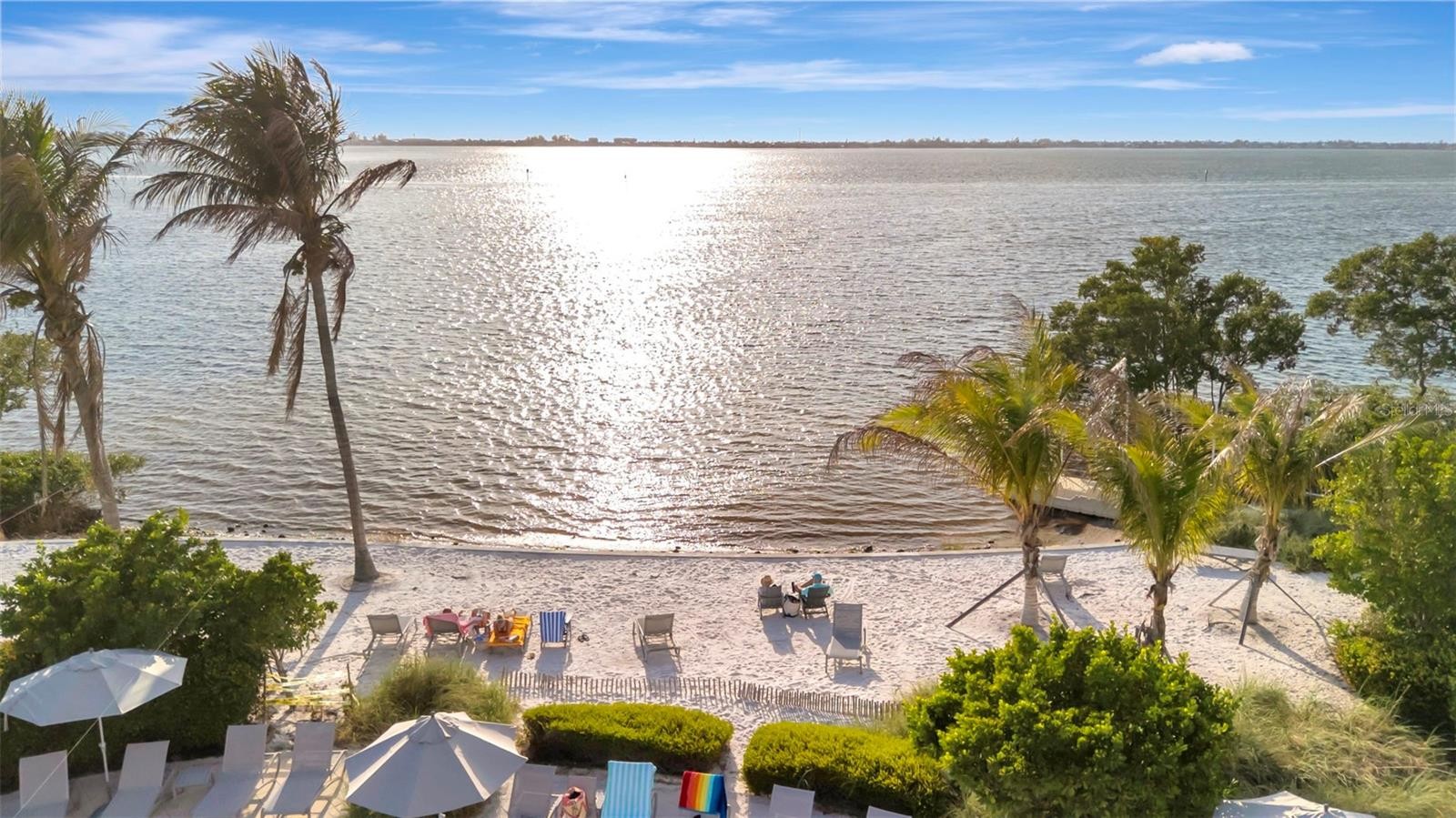 246 SAPPHIRE LAKE DR #201