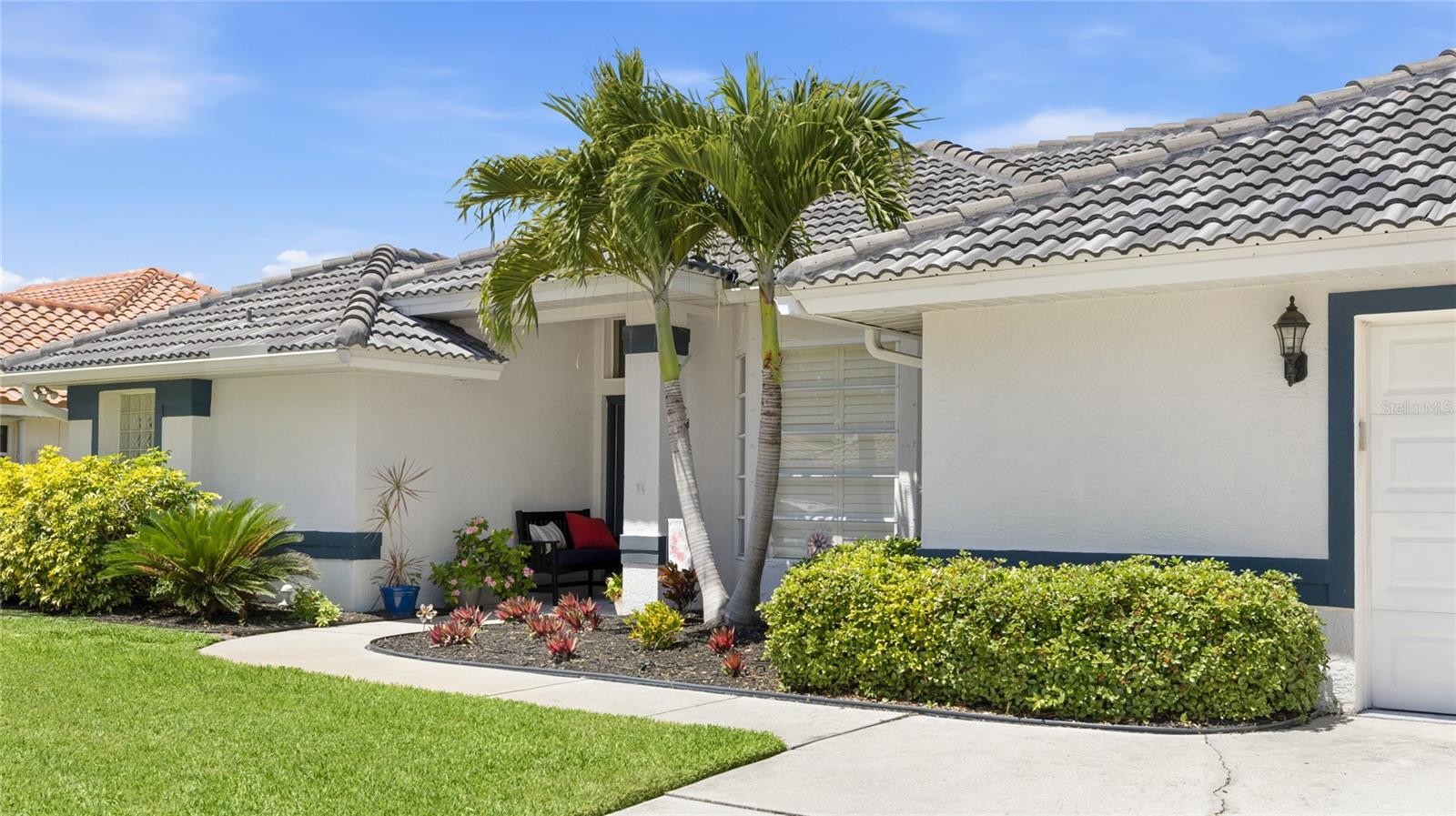 373 ROSELING CIR