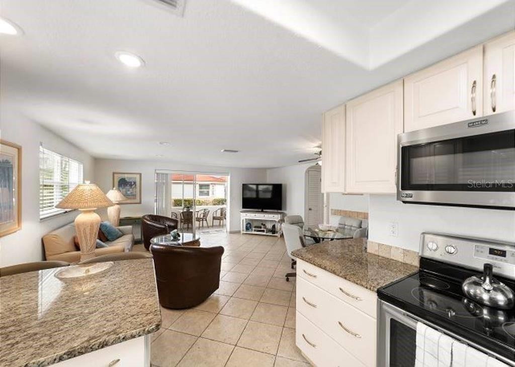 6154 MIDNIGHT PASS RD #D18