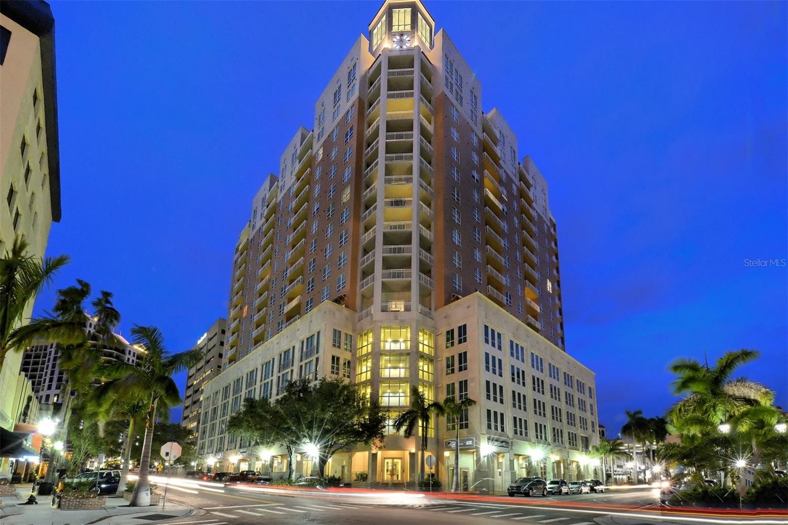 1350 MAIN ST #908