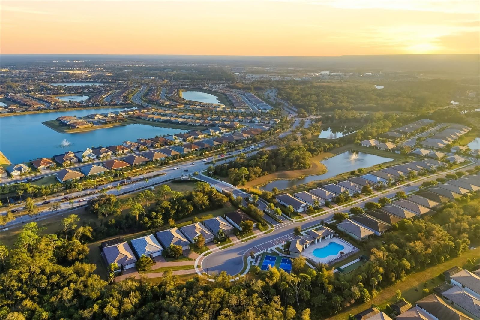 11937 BLAZING STAR DR