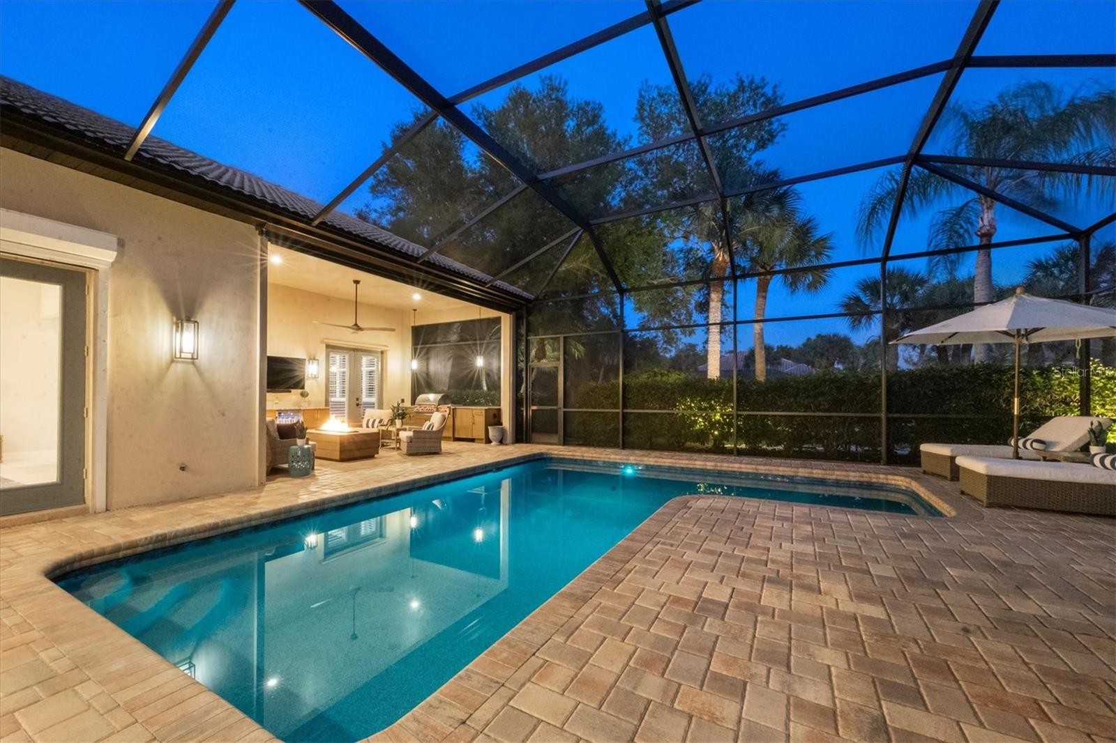 19 N CAYMAN ISLES BLVD