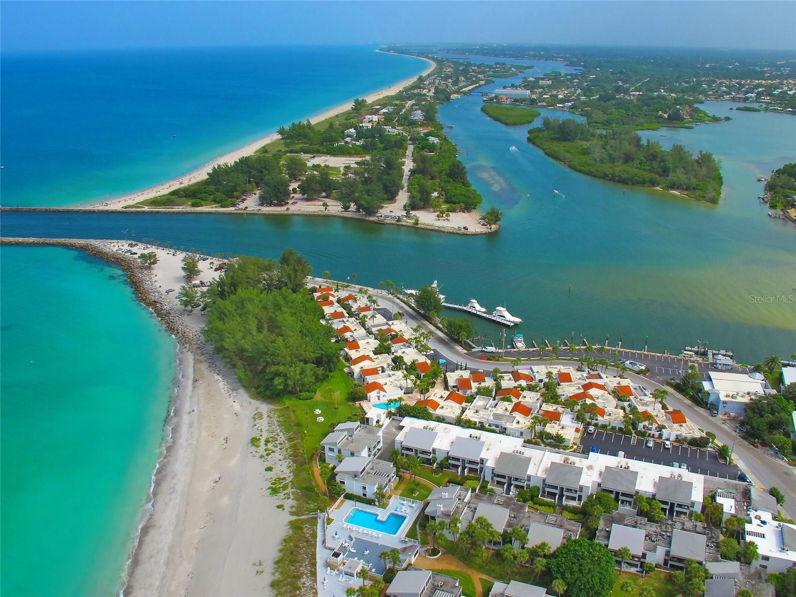 1555 TARPON CENTER DR #156