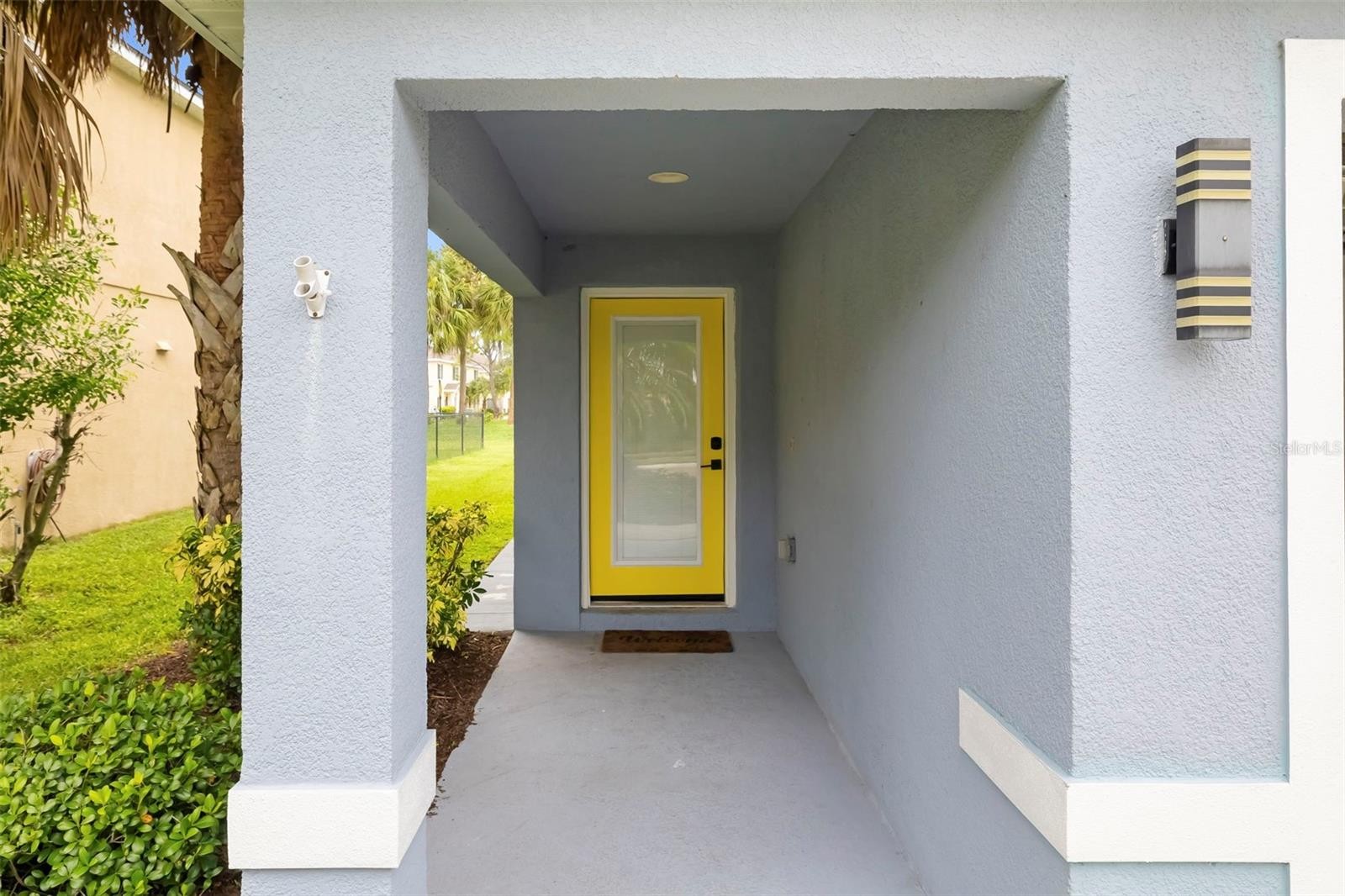 206 BEACON HARBOUR LOOP