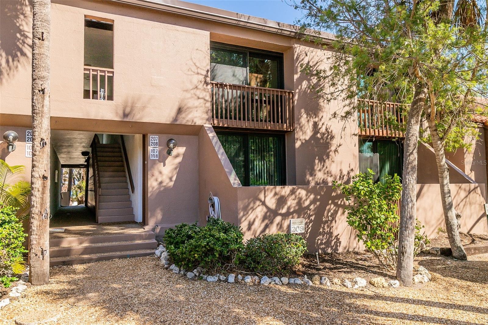 208 PASS KEY RD #208