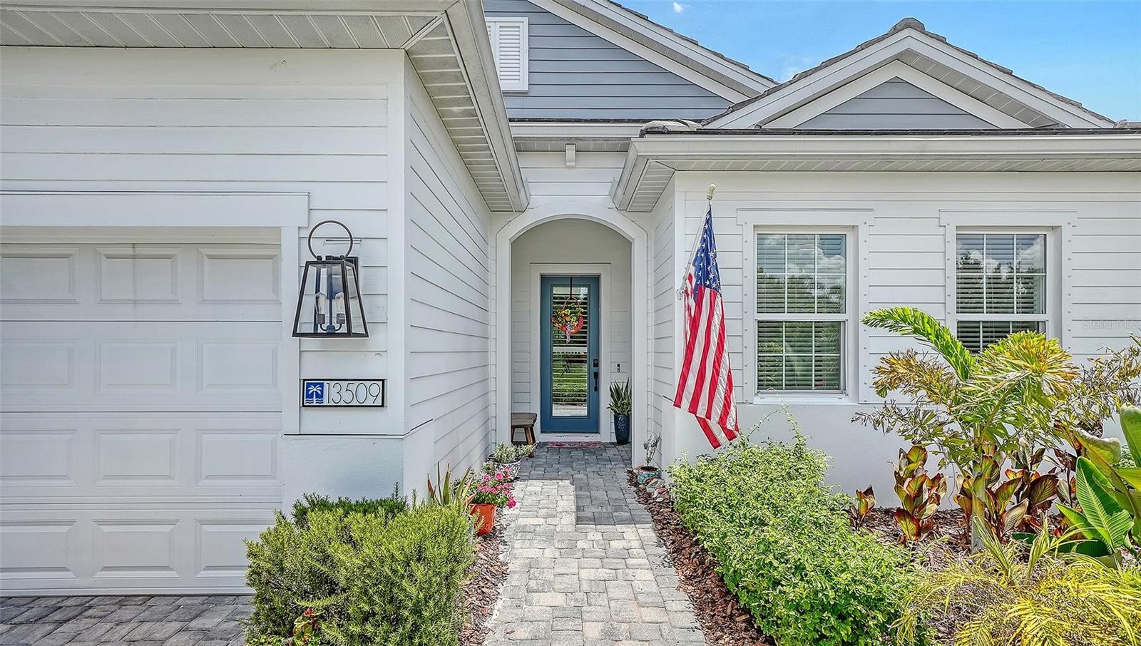 13509 DEEP BLUE PL