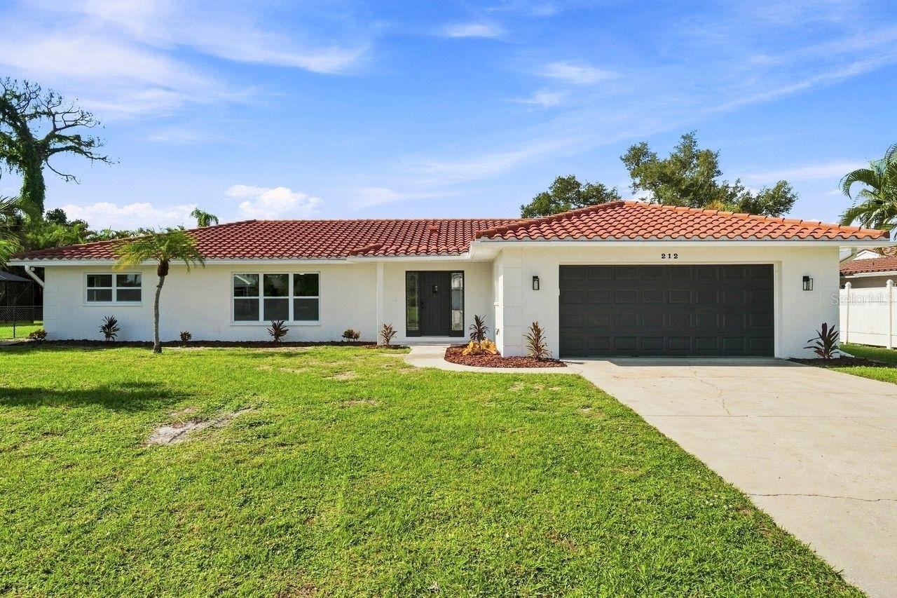 212 GIOTTO DR