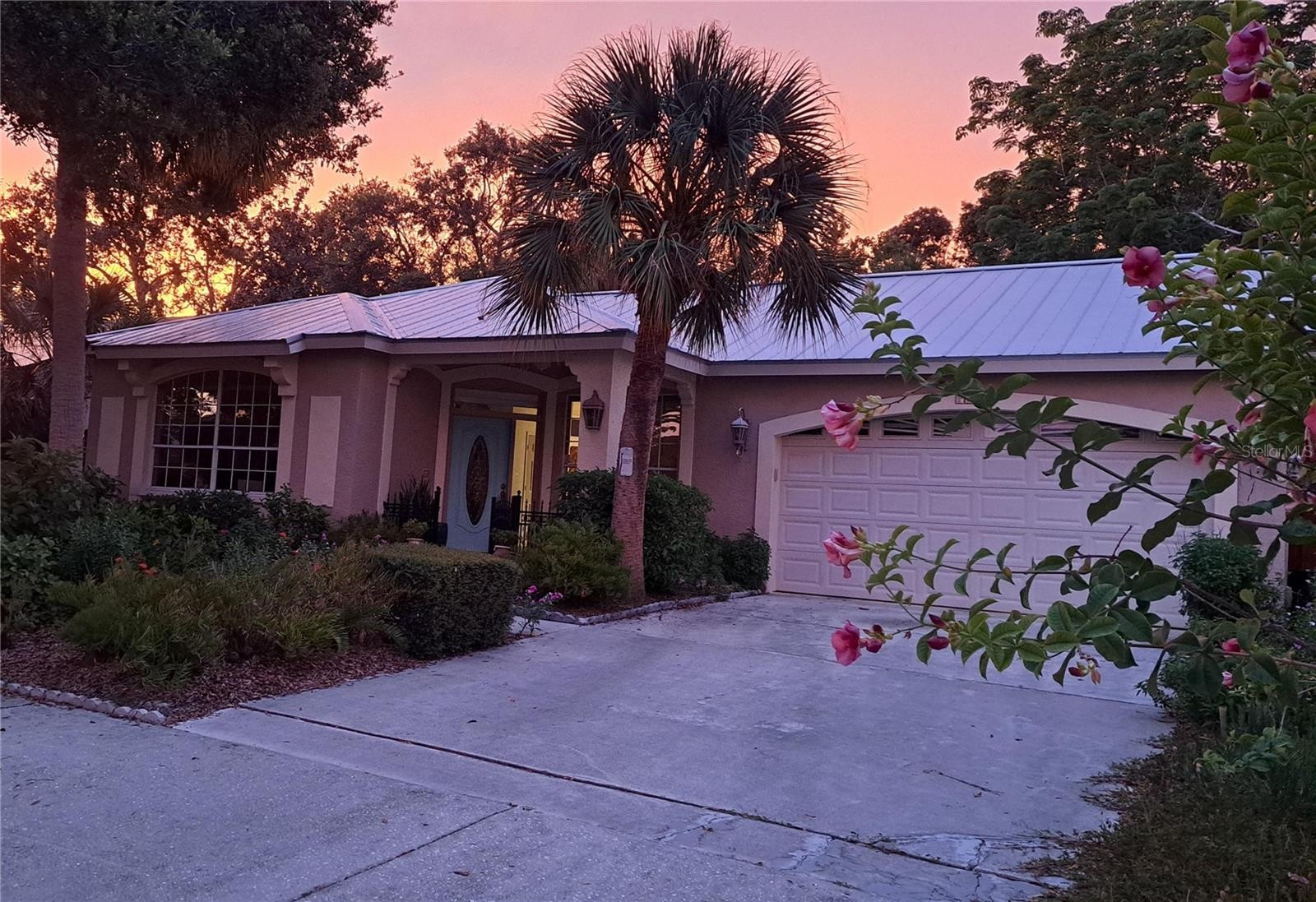 2377 BURTON LN
