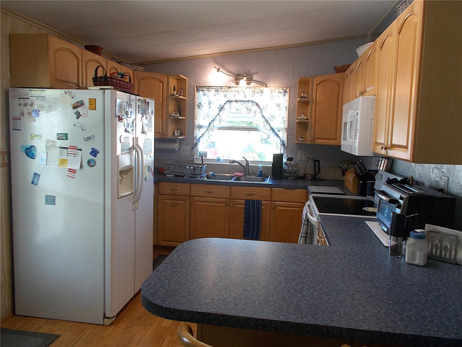 525 SANDPIPER DR