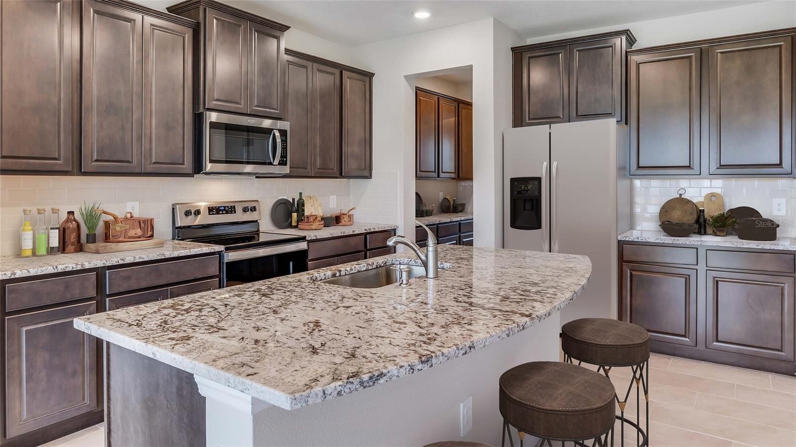 18218 THISTLEBERRY PL