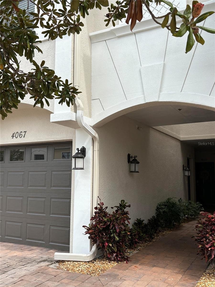 4067 OVERTURE CIR #340