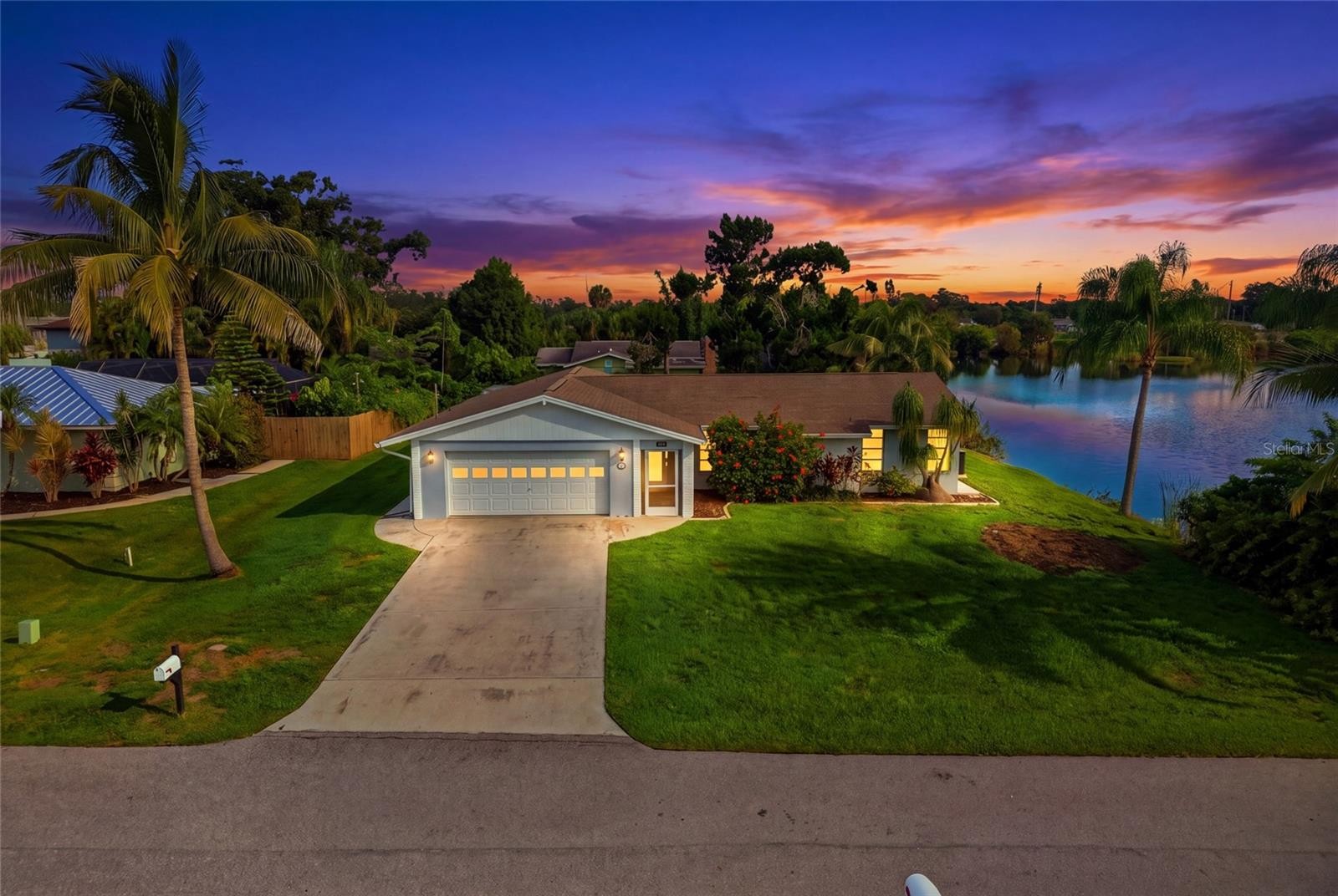 3667 CAROL LN