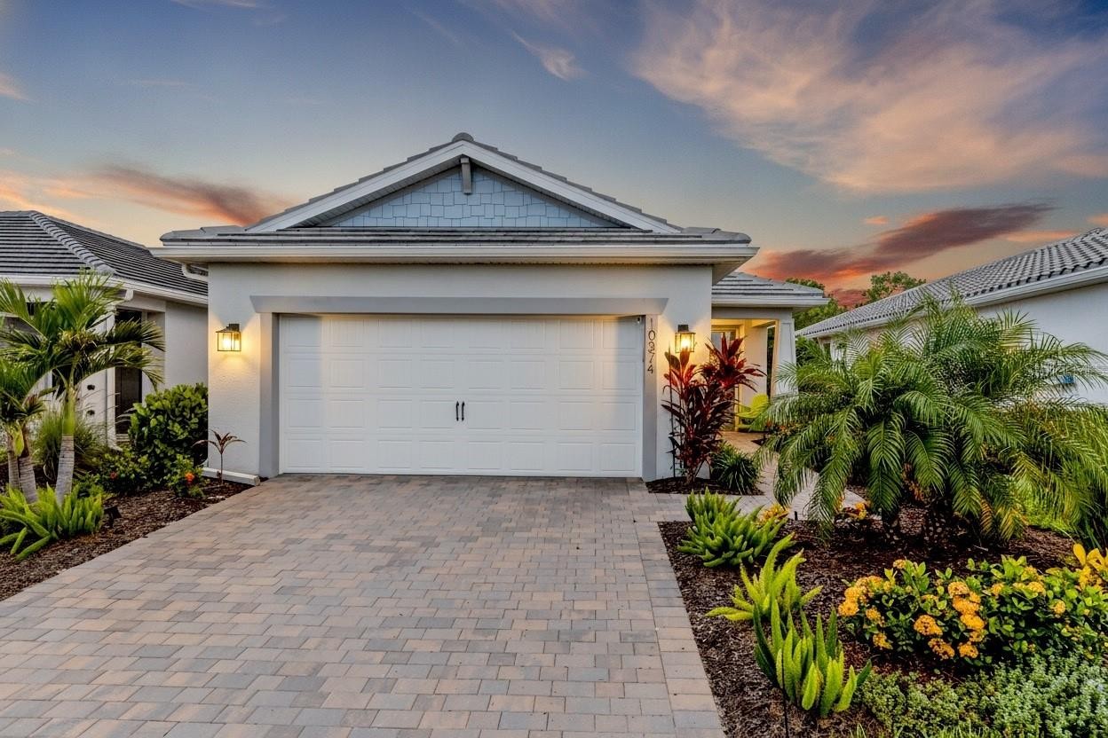 10374 ABACO FALLS DR