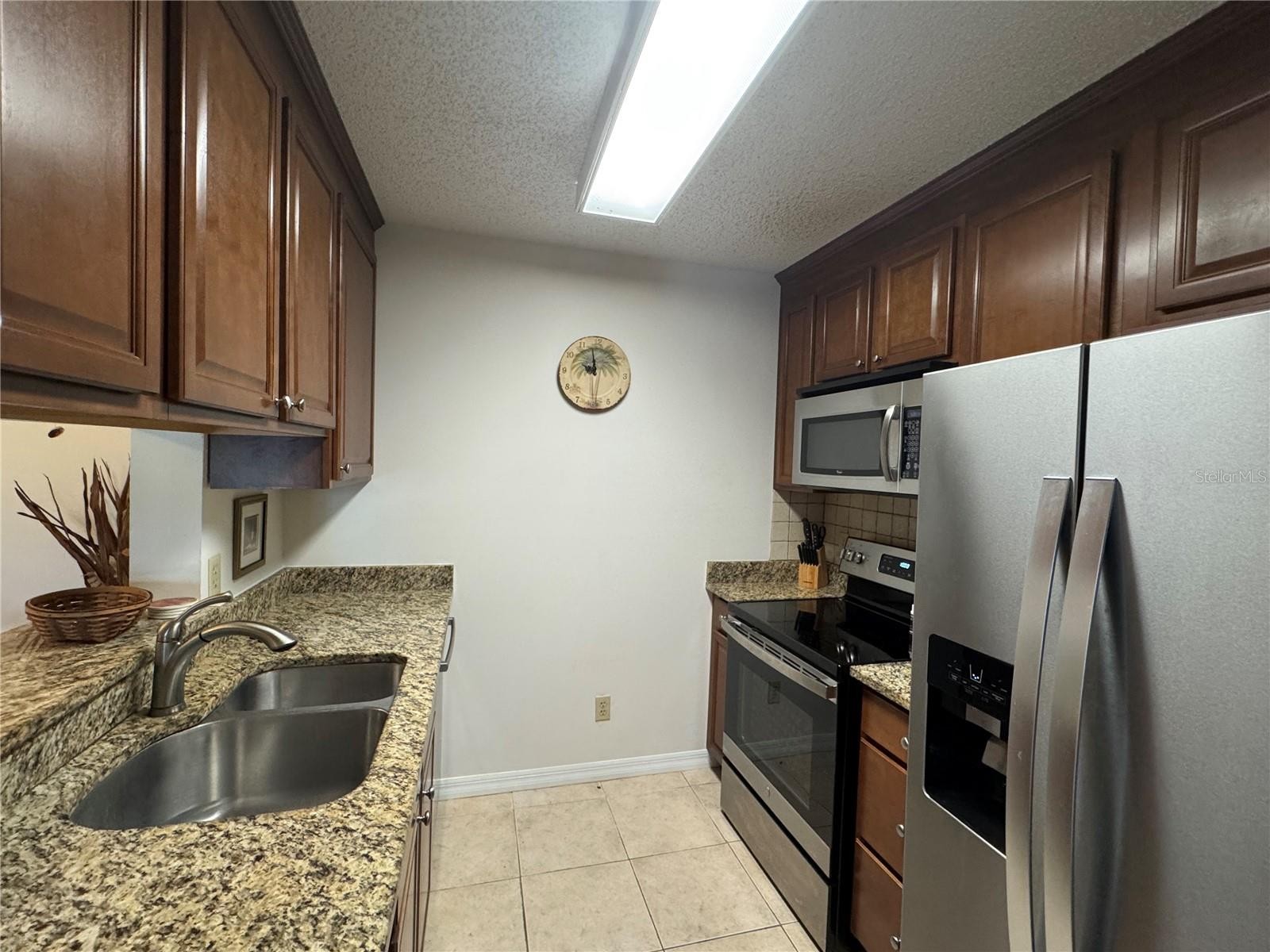 4032 CROCKERS LAKE BLVD #27