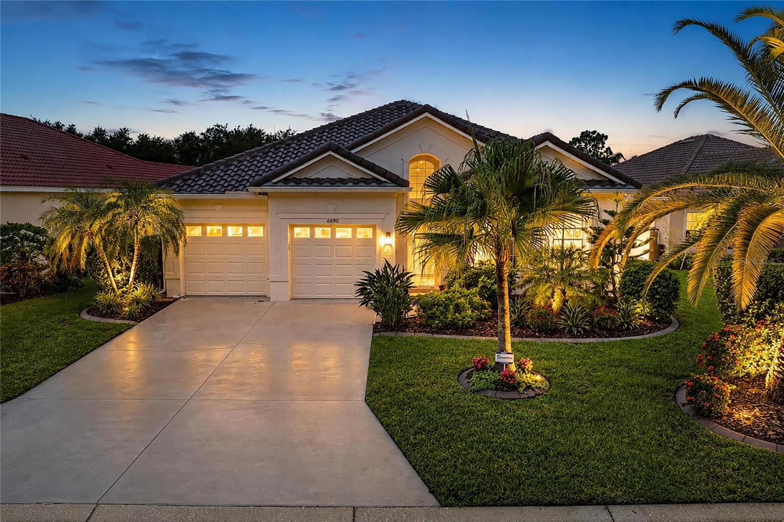 6690 TAILFEATHER WAY
