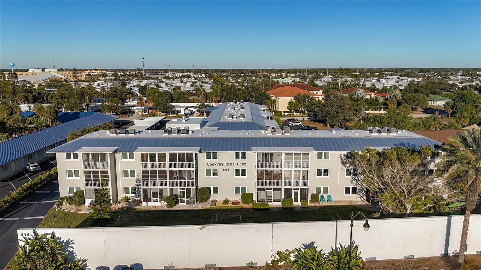 649 TAMIAMI TRL S #112