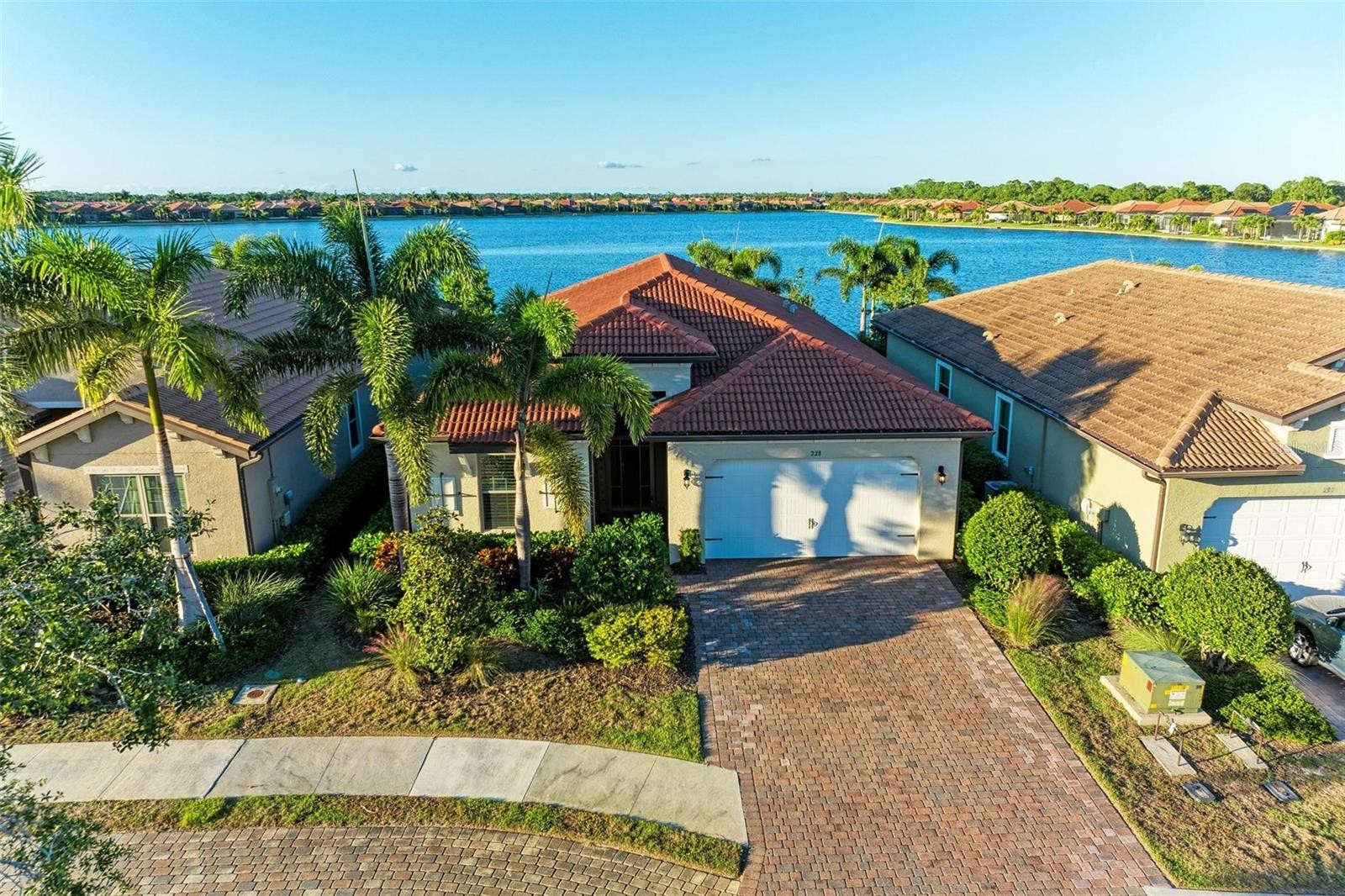 228 MARAVIYA BLVD