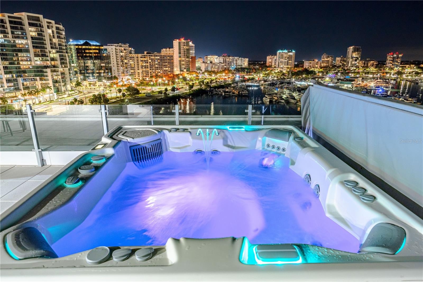 111 GOLDEN GATE #801PH