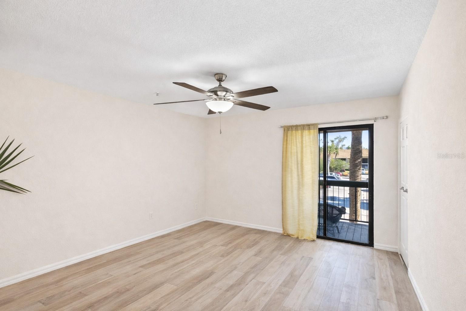 4008 CROCKERS LAKE BLVD #23