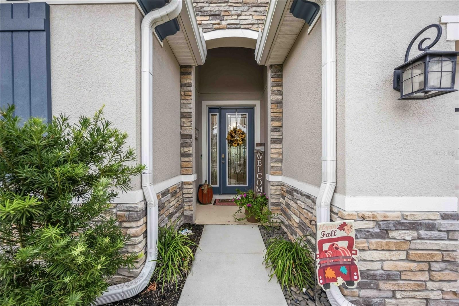 12596 NIGHT VIEW DR W