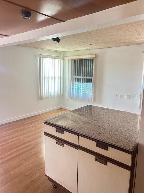 1017 51ST AVENUE DR W