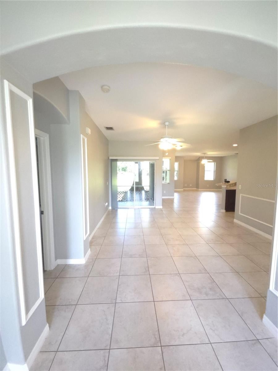 4038 LANGSOM LN