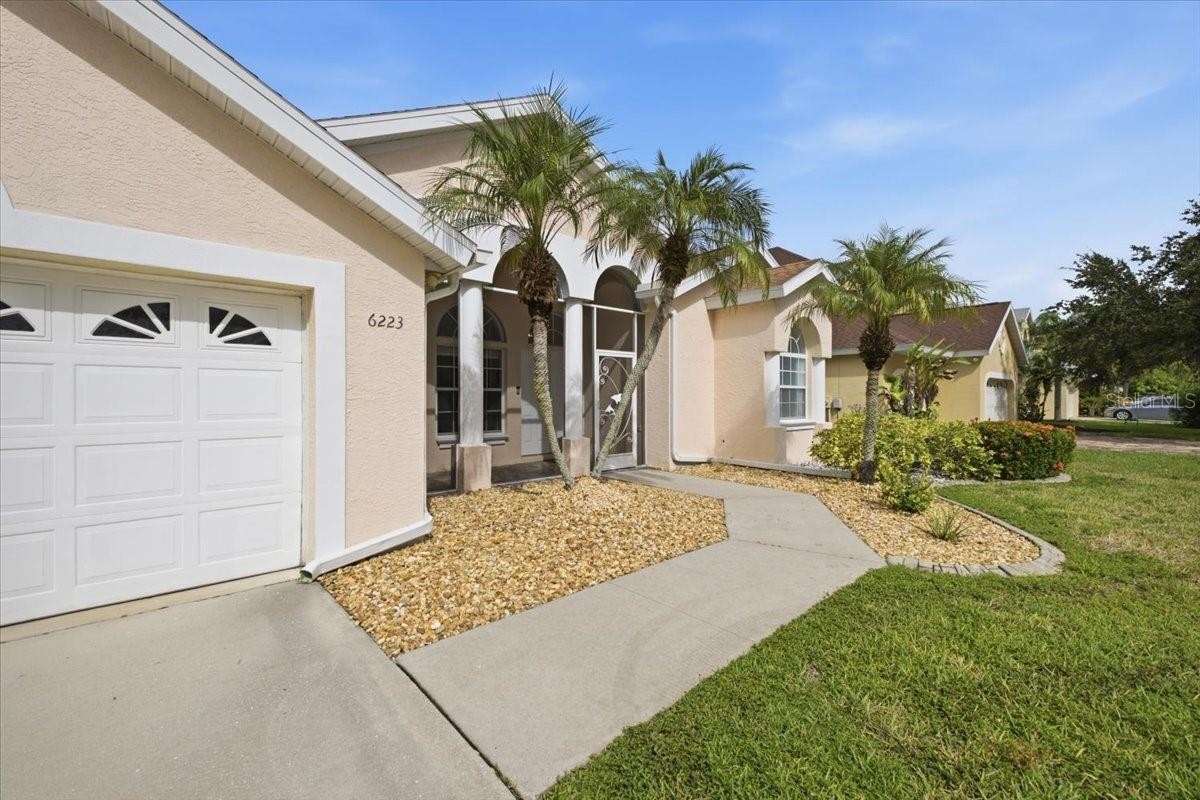 6223 ROCK CREEK CIR
